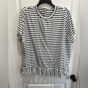 🌟Striped Black and White Ruffle Hem Top